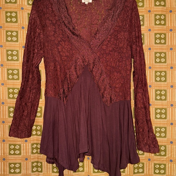 gimmicks by BKE Tops - Gimmicks by BKE Burgundy Lace Women's Blouse